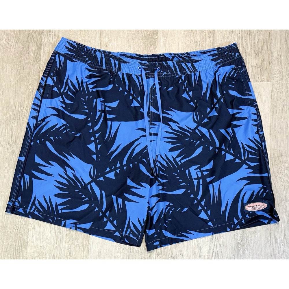 Vineyard Vines Chappy Swim Trunks Men's Size XL Blue Palm Leaf Print Lined